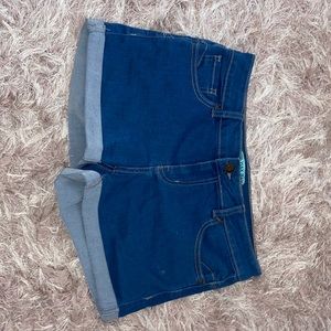 dark wash blue jeans shorts. size medium